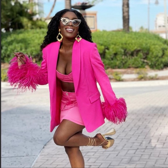 NWT Zara Straight Cut Feather Blazer - Picture 3 of 17